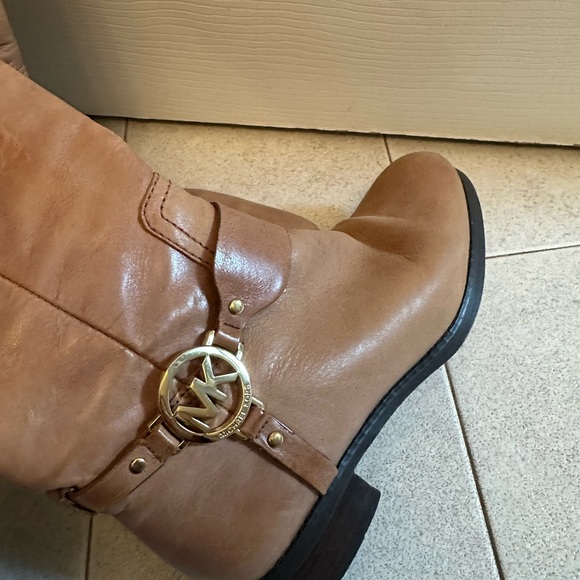 MK Michael Kors Camel leather boots 6.5 - Picture 5 of 9